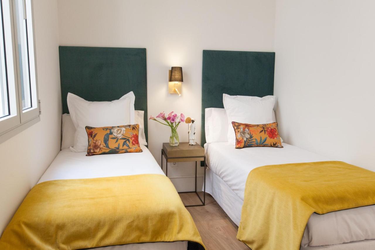 Isg Apartments Cedaceros Sevilla Zimmer foto