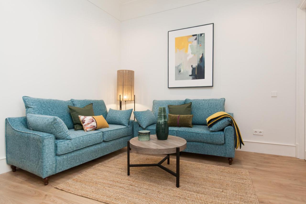 Isg Apartments Cedaceros Sevilla Zimmer foto