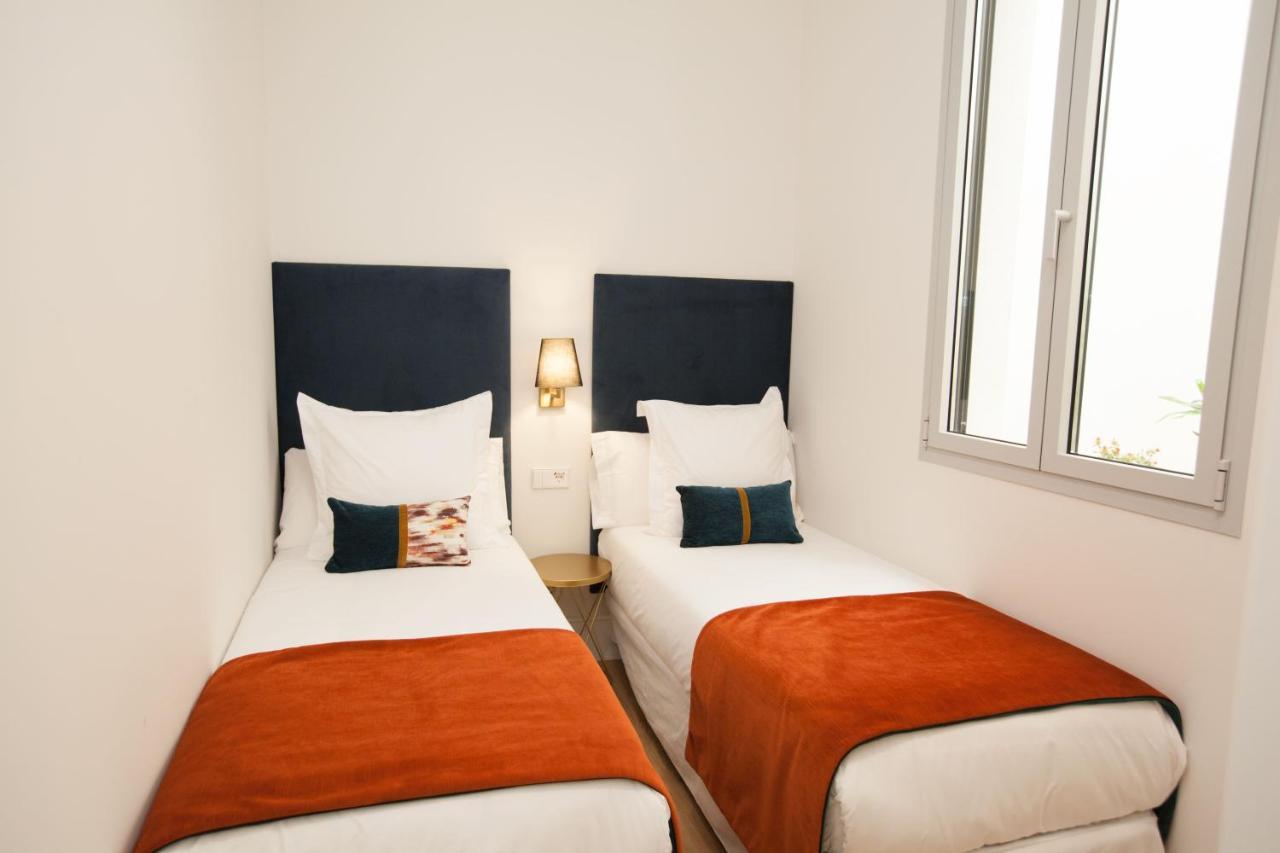 Isg Apartments Cedaceros Sevilla Exterior foto